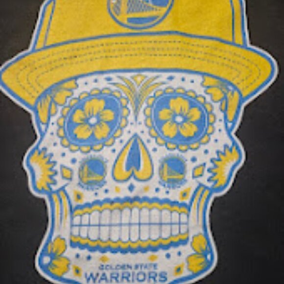 Golden State Women Small Warriors Hometown Collection Sugar Skull Crew T-Shirt - Picture 4 of 5